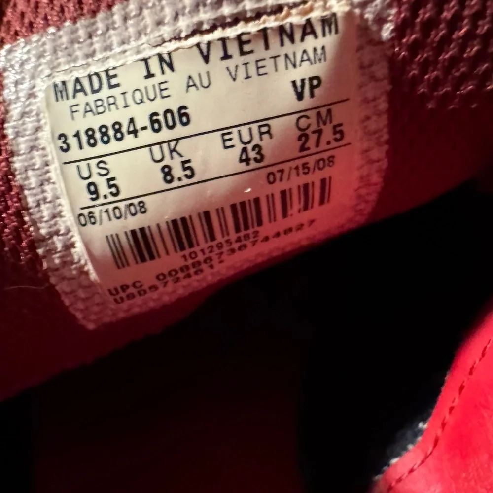 Men’s Nike trainers/ indoor soccer shoes - Picture 4 of 4